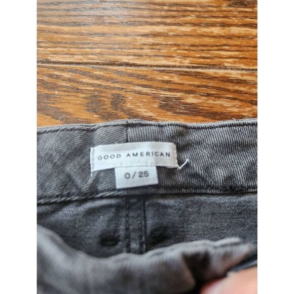 NWT Good American Good Classic Slim Jeans  Black 170 Raw Hem High Waist sz 2/25 - Picture 4 of 4